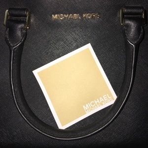 Michael Kors Selma — Medium
